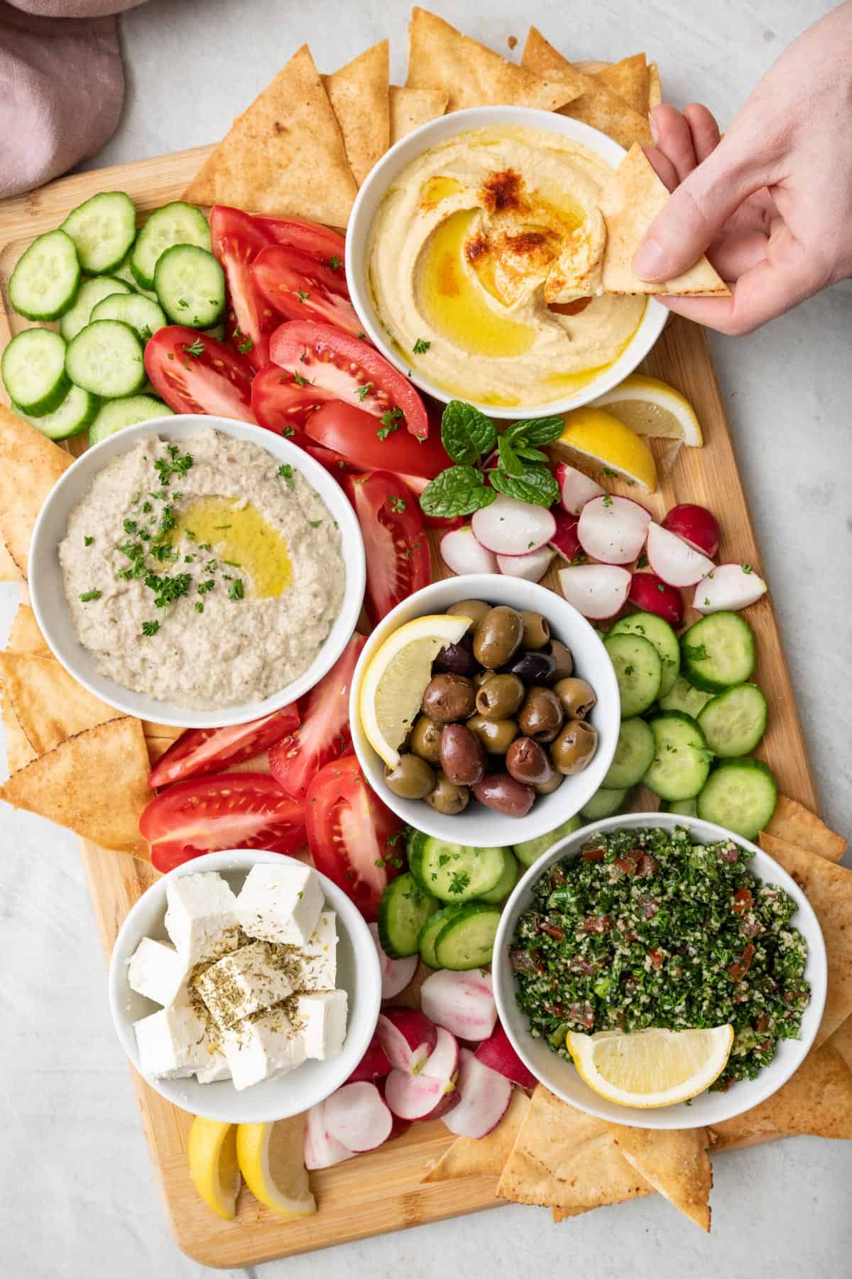 How to Read a Lebanese Meze Menu: Cold Plates, Raw Meats, and Table Rules