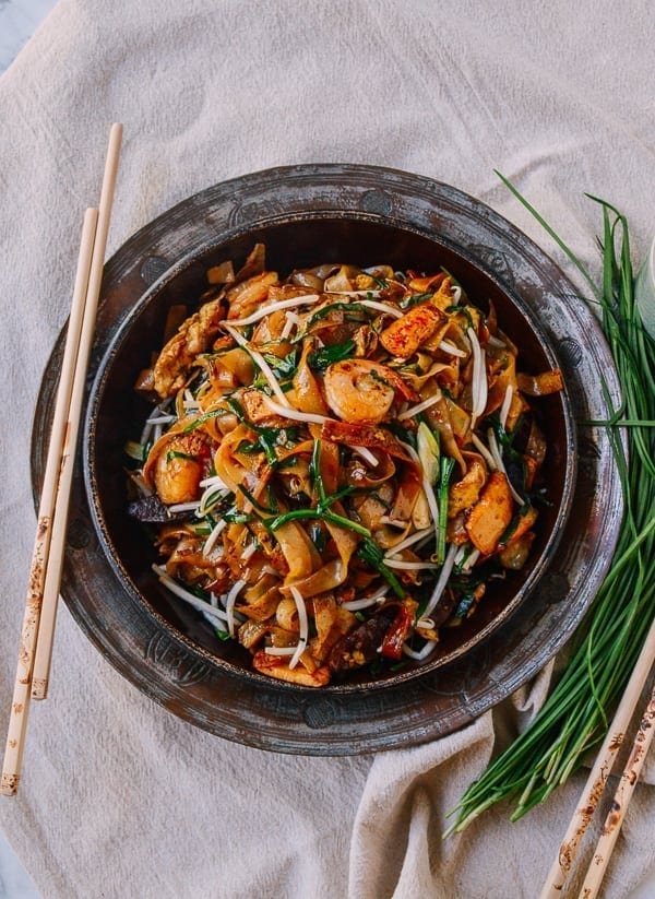 How to Read a Singapore Hawker Centre Menu: From Kopi Code to Stall Specials